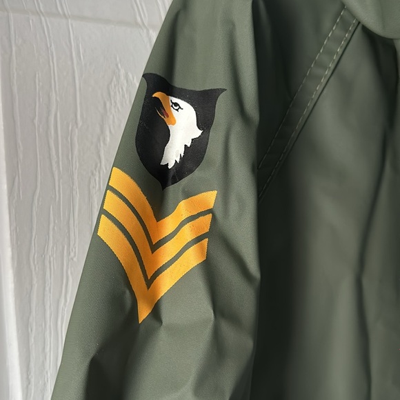 Army/Camo Reversible Raincoat Sz S - Picture 6 of 6